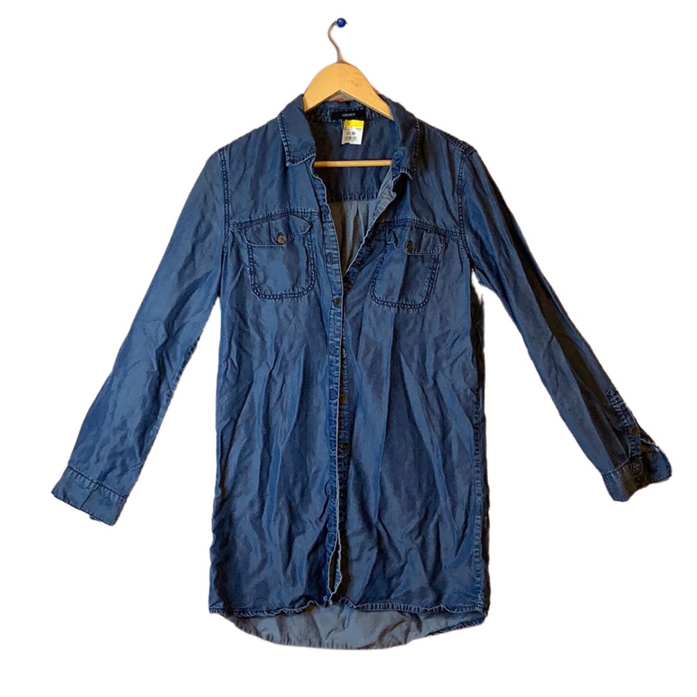 ‘FOREVER 21’ LONG SLEEVE DENIM TOP!!!